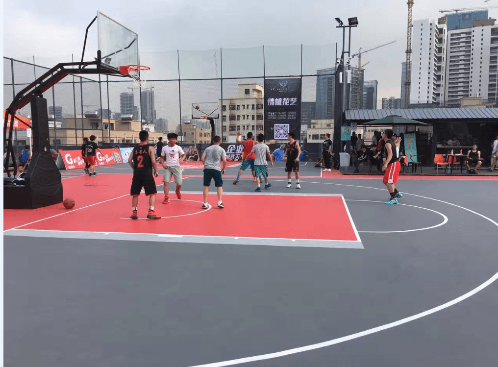 塑膠籃球場造價要多少，2023體育施工廠家給您回答