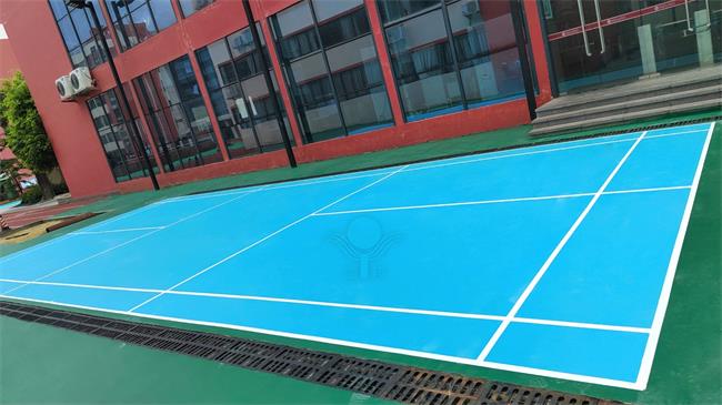 樓頂羽毛球場工程揭秘：設(shè)計、施工與創(chuàng)新的完美融合